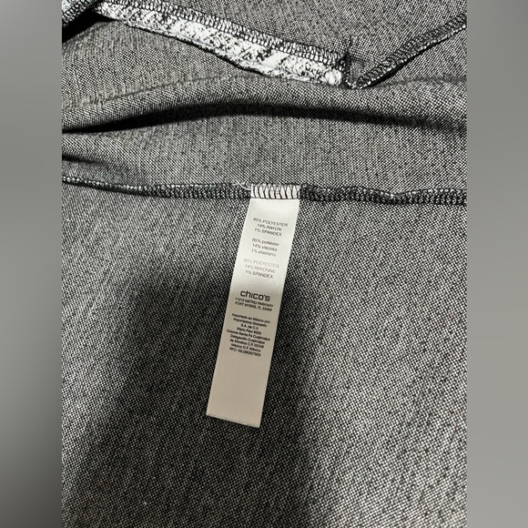 Chico's Open Front Jacket Black & White Print w/ Faux Leather Look Trim Size 1 - Picture 6 of 7